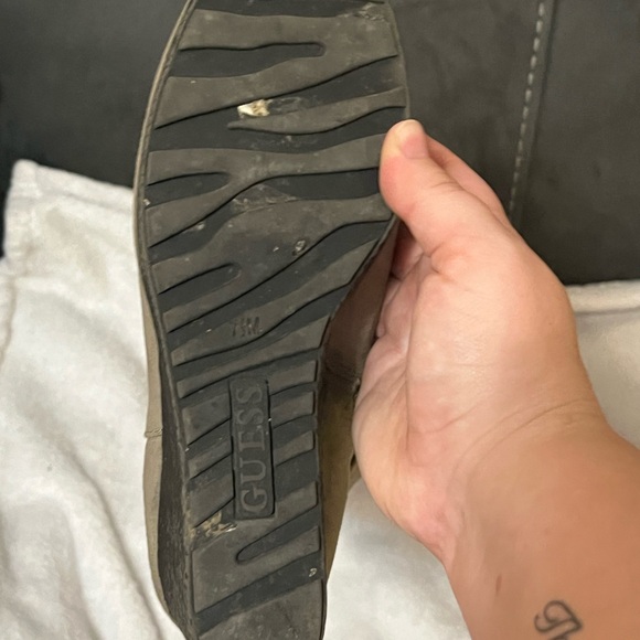 Women’s guess fur lined suede wedge boots - Picture 4 of 5